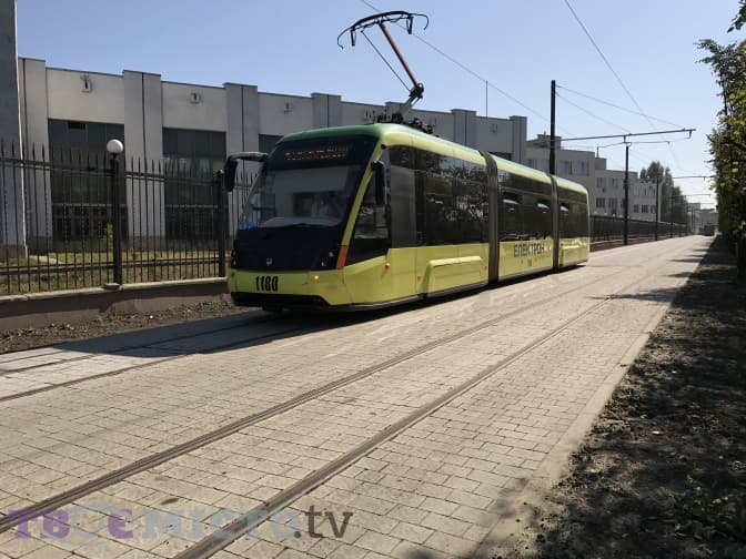 Як змінилася вулиця Чернівецька після ремонту. Фоторепортаж