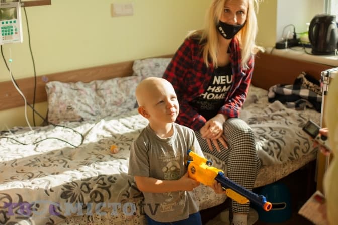 Почути і перемогти. Як у львівській лікарні діти долають рак