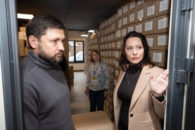 У Києві відкрили другий центр підтримки «ЯМаріуполь». Фото