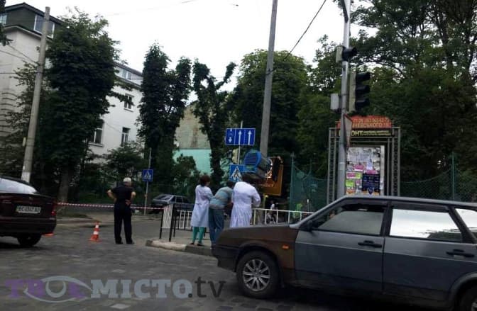 Ситуація на дорогах Львова: на Коновальця до сьомої вечора знімають кіно