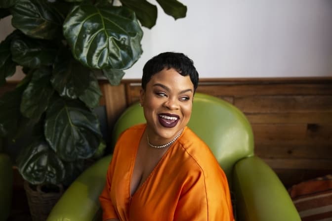 Львів’ян кличуть на безкоштовний концерт американської джазової співачки Лорін Таліз