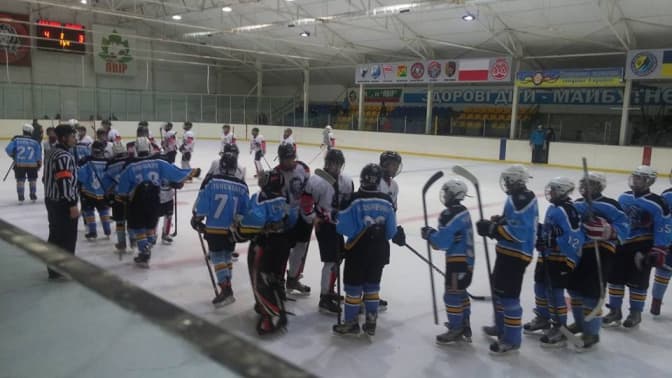 «Галицькі леви» – лідери чемпіонату України з хокею серед юніорів