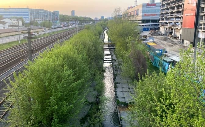Кличко відхилив петицію проти закриття річки Либідь у колектор