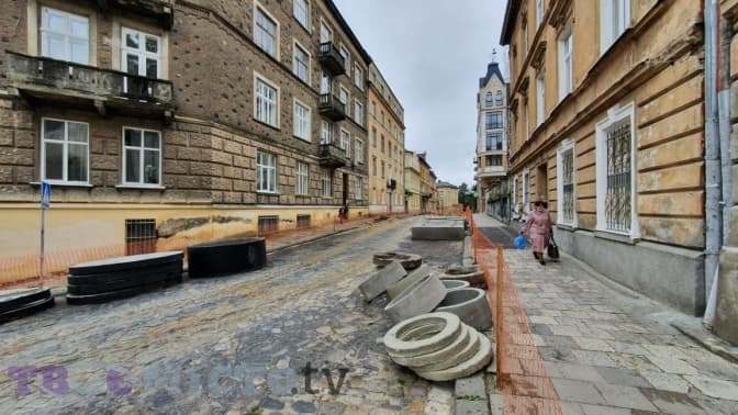Коли у Львові завершать ремонт вулиці Лисенка. Фото, відео