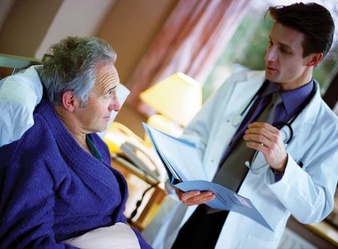 Як чоловікам подбати про своє здоров’я. 5 порад уролога