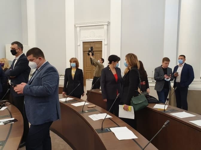 «Це тривожний сигнал, який свідчить про протистояння». Юрист – про засідання нової Львівської міськради