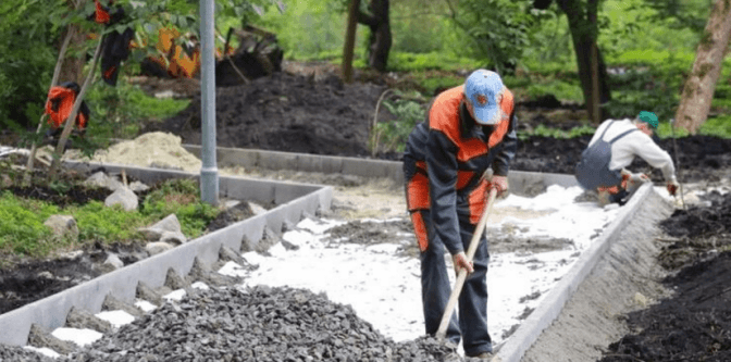 Ремонтують парк «700-річчя Львова». Що вже зробили