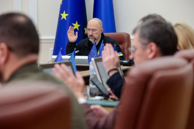 Уряд спростив правила ввезення в Україну генераторів та трансформаторів