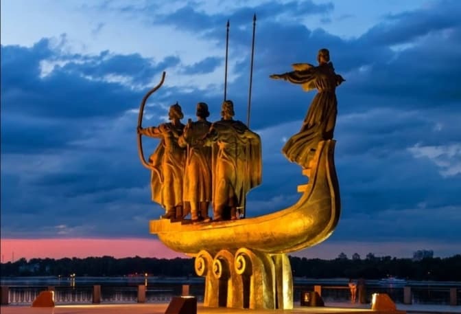 Захист пам’яток та нові звірства росіян в області. Головні події дня у Києві