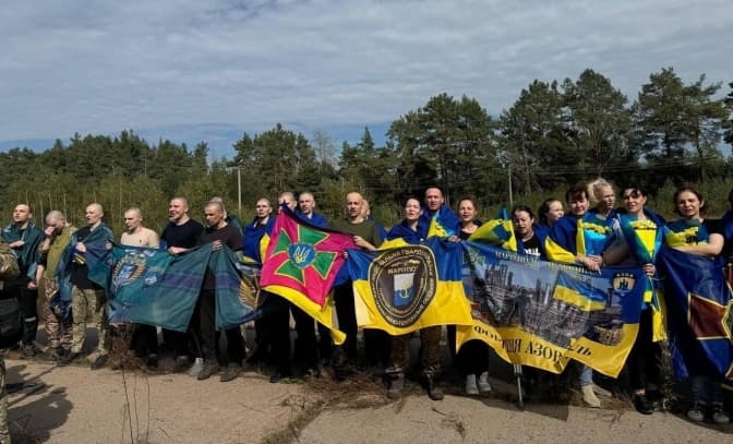 З російського полону повернули ще 49 цивільних та військових українців