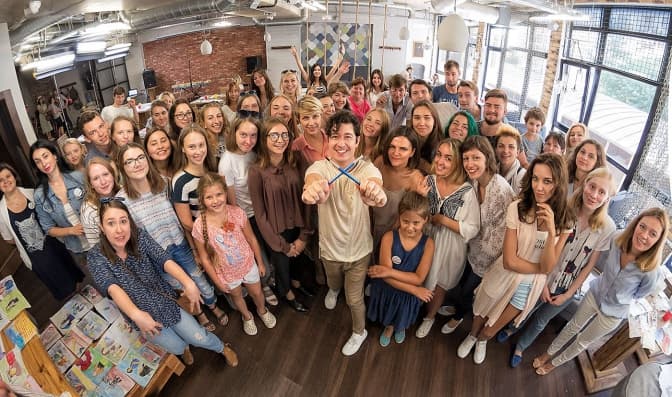 Pianoбой презентував кліп на пісню гурту «Скрябін». Відео