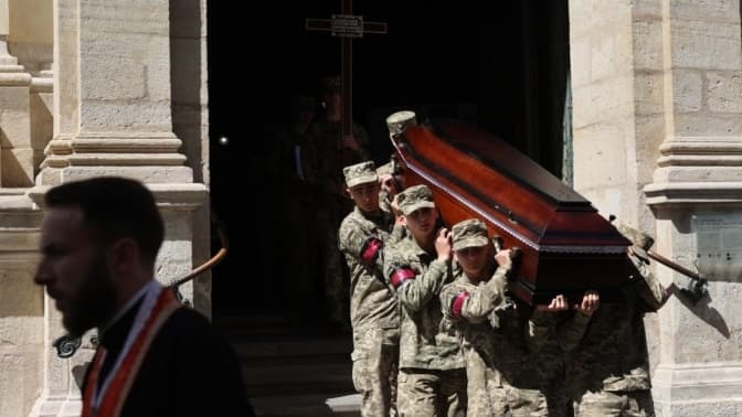 Завтра Львів попрощається з воїном Володимиром Воляком