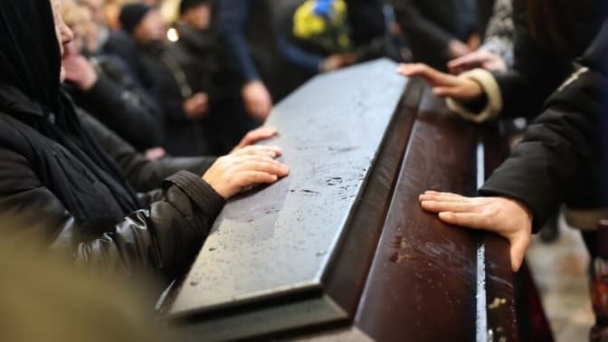 Завтра Львів попрощається із загиблими захисниками Олексієм Котом та Оксаною Козулею