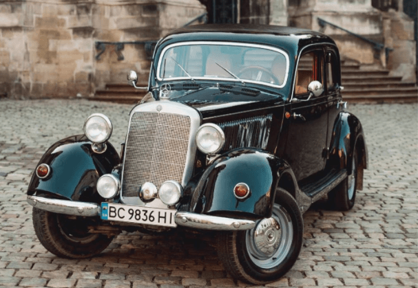 На Львівщині сьогодні пройде автопробіг на ретромашинах. Де дивитися