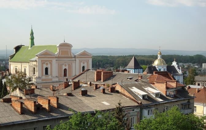 Куди поїхати на вихідні зі Львова. Навідати святого Валентина