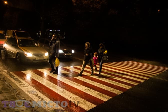 Пішохідні переходи в Україні освітлюватимуться за чіткими правилами