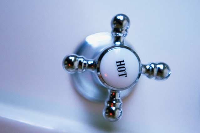 Сьогодні на декількох вулицях Львова не буде гарячої води