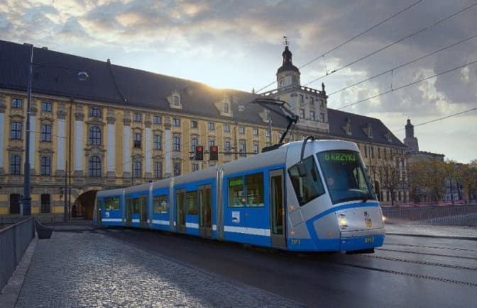 У квиткових терміналах Вроцлава ввели обслуговування українською мовою