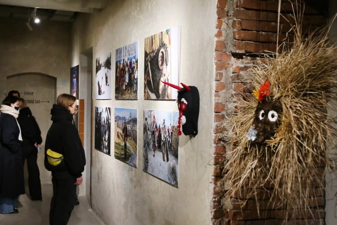«Маланка. Відродження Карнавалу». У Львові відкрили колоритну фотовиставку про незабуте свято