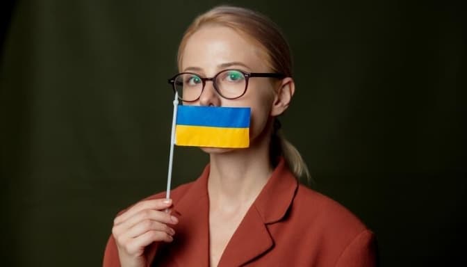 Російська мова більше не захищена в Україні Європейською Хартією мов