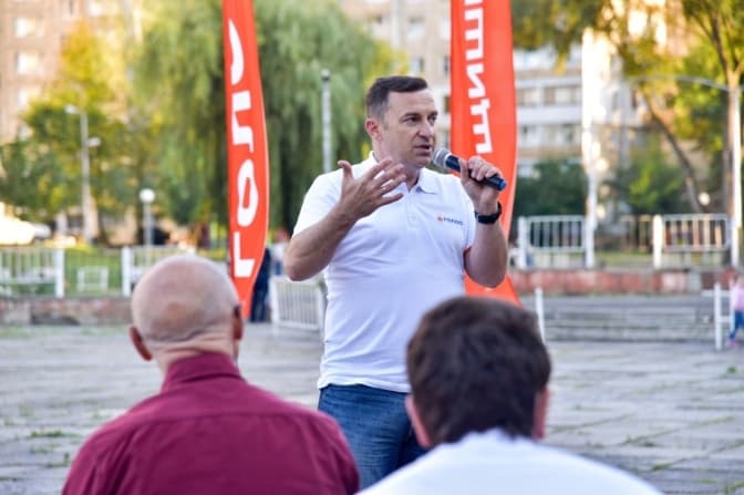 Де партія братиме кошти на виборчі застави. «Голос» встановлює європейські стандарти політики