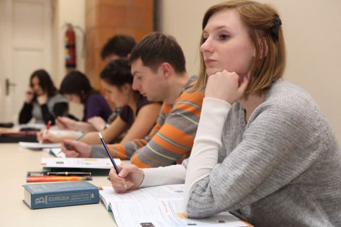 Чи можуть складати ЗНО абітурієнти, що перебувають за межами України. Роз'яснення