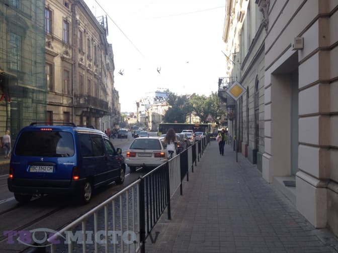 Ситуація на дорогах Львова: у центрі – затори. Фото