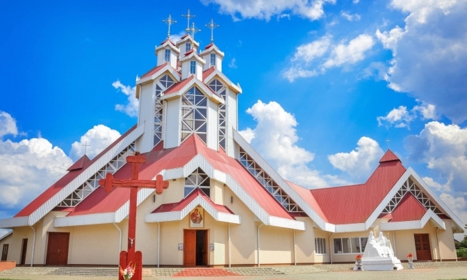 Фото: Церква УГКЦ в селі Прилбичі