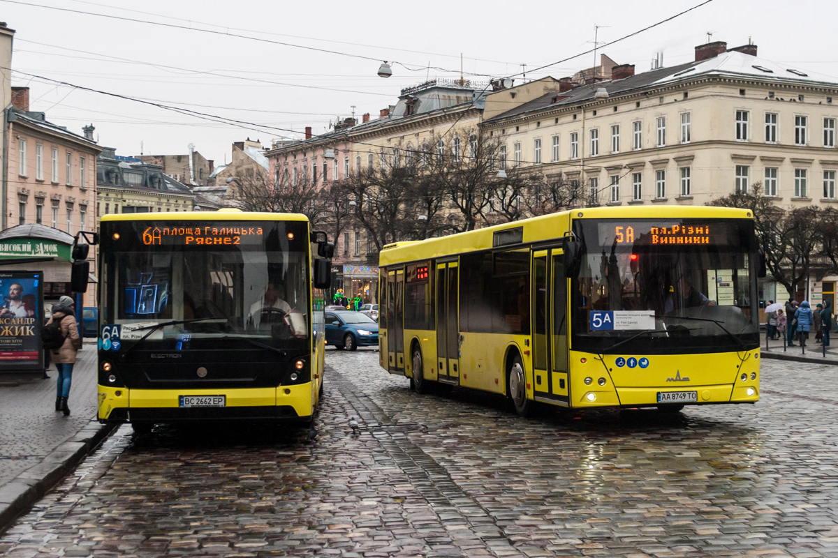 Чому у Львові стало менше громадського транспорту та що з цим робити