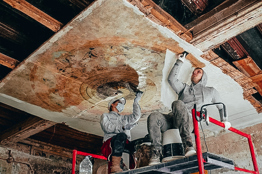 Як у Львові реставрують готичну кам’яницю з порталами і слідами пожежі ще XV століття