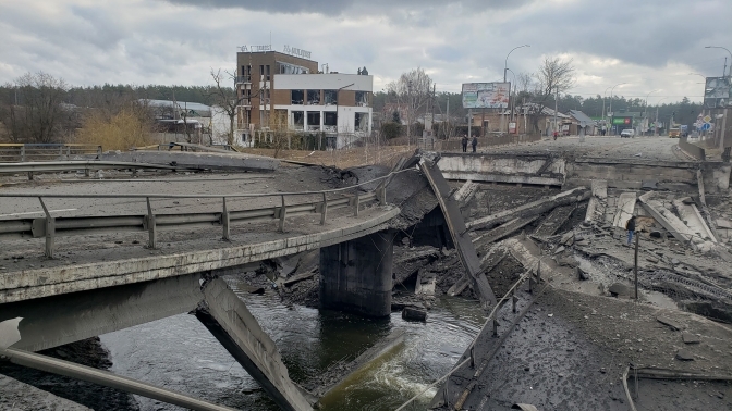Зруйнований міст через Ірпінь/фото з відкритих джерел